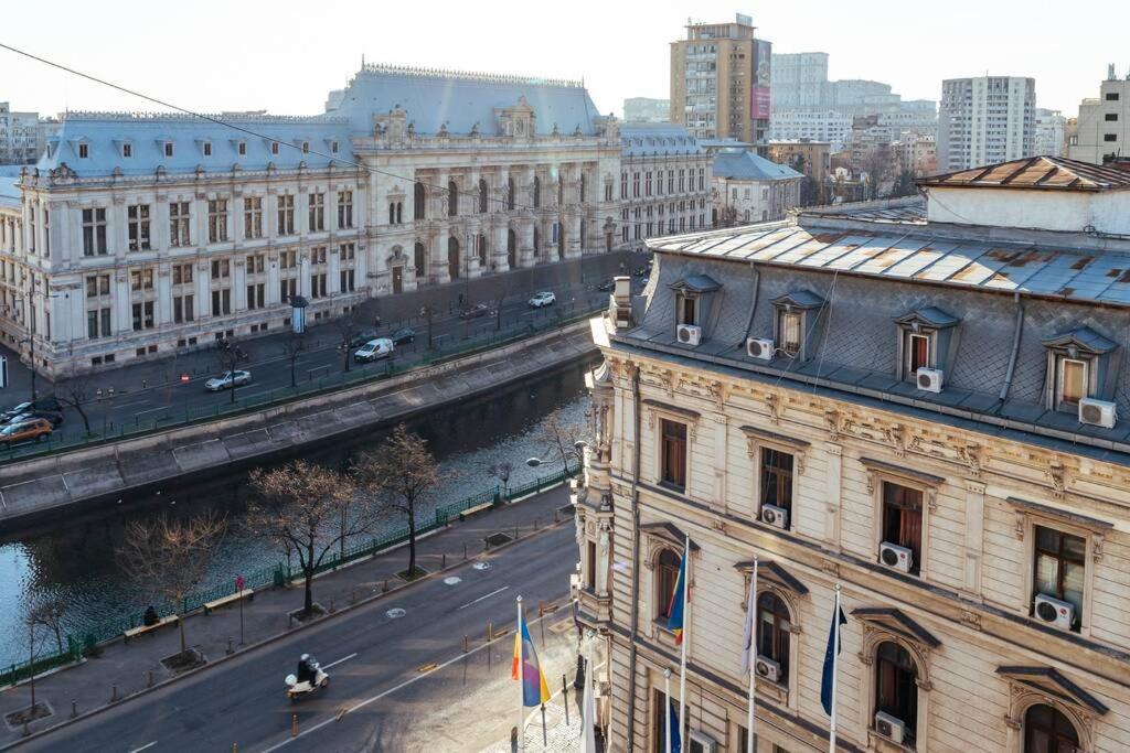 Appartamento Sunset Terrace In The Old Town Bucarest Esterno foto
